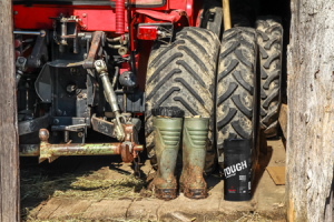 Swarfega wipes in situ with tractor